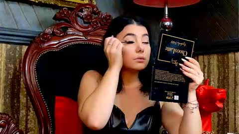 Snapshot of melissa_glow chatting on November 2, 2025, 12:51 pm Melissa online show from November 2, 2025, 12:51 pm