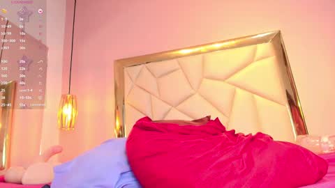 Snapshot of melissabloomm chatting on February 25, 2025, 5:04 pm melissabloomm online show from February 25, 2025, 5:04 pm