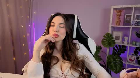 Snapshot of melissacharm_ chatting on February 15, 2026, 7:51 am Melissa online show from February 15, 2026, 7:51 am
