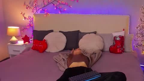 MelissaCrayzy online show from December 14, 2025, 6:30 am