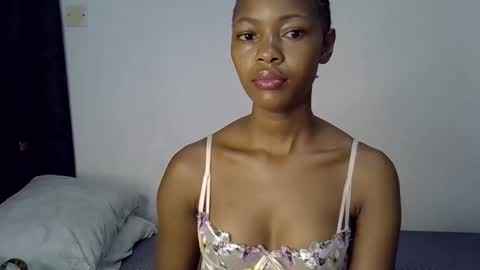 Snapshot of melissah_hot chatting on May 26, 2026, 7:04 am melissah_hot online show from May 26, 2026, 7:04 am
