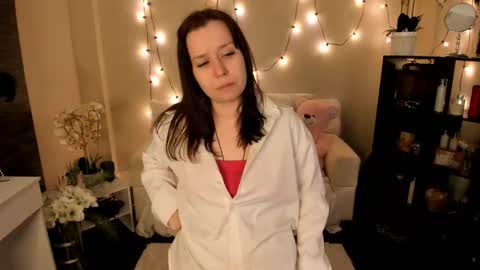 Snapshot of melissaknott chatting on February 23, 2026, 8:33 am Lili STREAMS EVERY DAY online show from February 23, 2026, 8:33 am