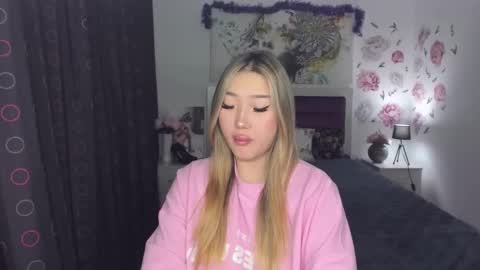 Melissa online show from December 5, 2024, 5:04 am