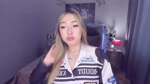 Melissa online show from December 17, 2024, 11:28 am