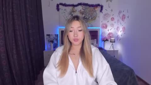 Melissa online show from January 6, 2025, 7:13 pm