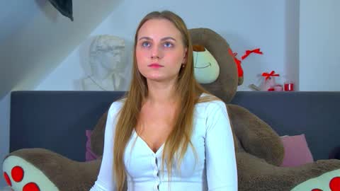 Snapshot of melissamelrey chatting on October 22, 2025, 10:37 am MelissaBerry online show from October 22, 2025, 10:37 am