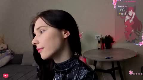 mellhyees online show from November 16, 2025, 4:45 pm