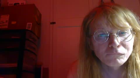 Mellifluenced online show from December 17, 2024, 2:44 am