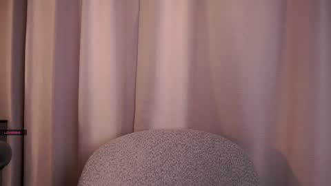Lia online show from April 21, 2026, 2:51 am