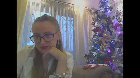 Melly online show from December 9, 2024, 7:39 am
