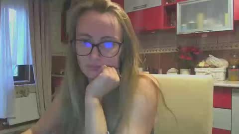 Melly online show from January 9, 2025, 8:24 am