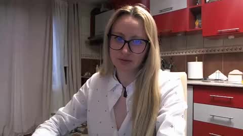 Melly online show from March 30, 2026, 6:36 am