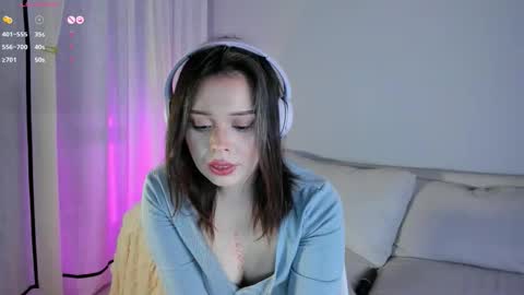 Snapshot of melmean chatting on November 7, 2025, 3:23 pm Mel online show from November 7, 2025, 3:23 pm