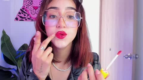 Melodie Roy 999 online show from February 5, 2025, 5:09 pm