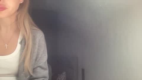 Melodie online show from October 14, 2025, 3:24 pm