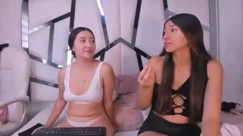 Melodi online show from November 24, 2025, 7:35 pm