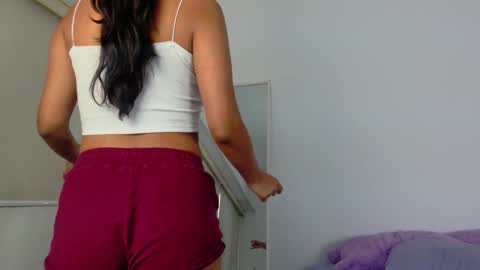 Snapshot of melody24_ chatting on January 15, 2025, 8:26 pm melody24_ online show from January 15, 2025, 8:26 pm