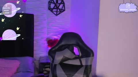 Snapshot of melody_black_ chatting on December 20, 2025, 8:27 pm Melody online show from December 20, 2025, 8:27 pm