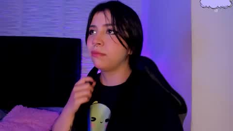 Snapshot of melody_black_ chatting on January 7, 2026, 8:44 pm Melody online show from January 7, 2026, 8:44 pm