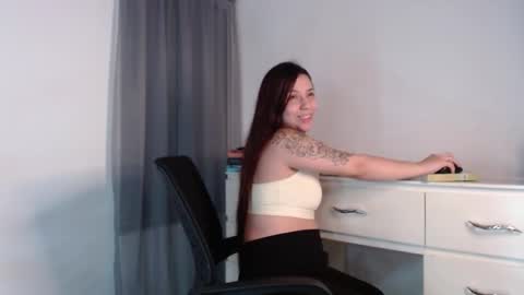 Melody online show from November 30, 2025, 2:15 am