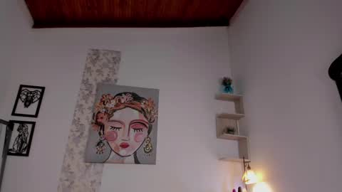 melody_cute10 online show from January 10, 2025, 4:51 pm