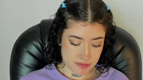 MELODY online show from February 6, 2025, 7:51 pm