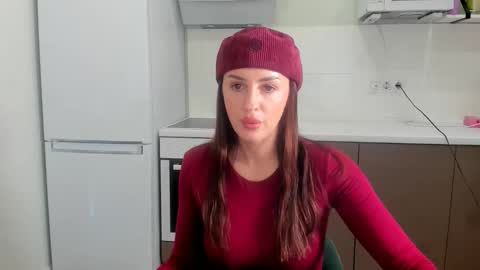 Masha online show from April 13, 2026, 7:36 am