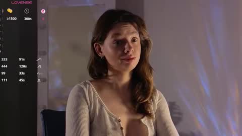 Snapshot of melodykey_x chatting on November 6, 2025, 4:52 pm melody online show from November 6, 2025, 4:52 pm