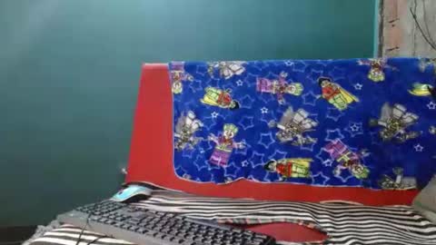 mely tomson online show from January 12, 2026, 7:46 am