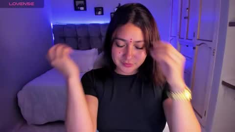 MELY online show from January 16, 2026, 6:06 am