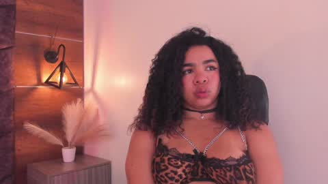  Memphis Williams  online show from February 8, 2025, 6:22 am