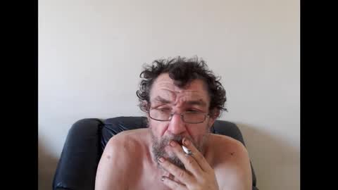 memyself8 online show from September 27, 2025, 10:09 am