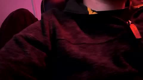 Snapshot of men10_12_1983 chatting on December 29, 2024, 1:49 pm men10_12_1983 online show from December 29, 2024, 1:49 pm