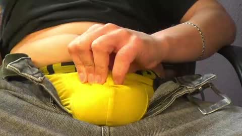 men2545 online show from May 12, 2026, 9:50 am