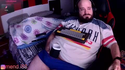 menditeta online show from February 21, 2025, 12:49 am