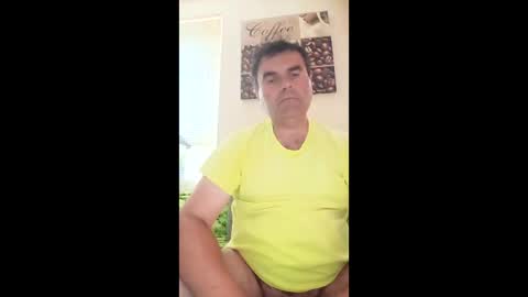 Snapshot of menlav72 chatting on June 5, 2026, 10:54 am menlav72 online show from June 5, 2026, 10:54 am