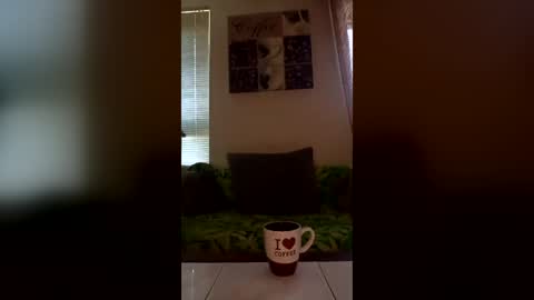 Snapshot of menlav72 chatting on July 2, 2026, 3:23 am menlav72 online show from July 2, 2026, 3:23 am