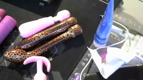 mentosgum online show from September 17, 2025, 8:54 pm