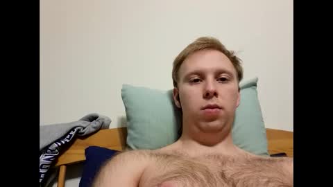 Snapshot of meow732 chatting on November 23, 2025, 7:52 am meow732 online show from November 23, 2025, 7:52 am