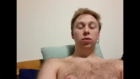 meow732 online show from December 20, 2025, 1:23 am