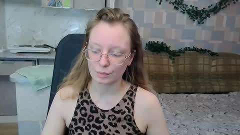 Snapshot of meowcr chatting on October 26, 2025, 11:38 am meowcr online show from October 26, 2025, 11:38 am