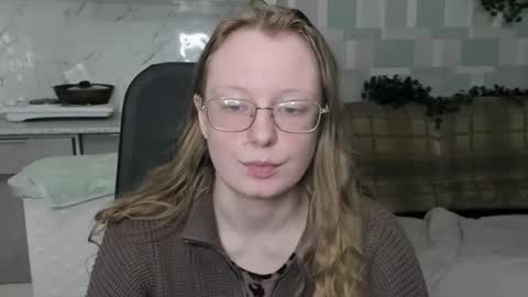 Snapshot of meowcr chatting on October 31, 2025, 8:10 pm meowcr online show from October 31, 2025, 8:10 pm