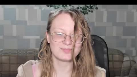 meowcr online show from January 14, 2026, 2:12 pm