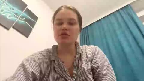 Snapshot of meowjey chatting on September 21, 2025, 2:51 pm Jey online show from September 21, 2025, 2:51 pm