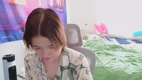 Snapshot of meowki4 chatting on September 13, 2025, 11:43 am meowme online show from September 13, 2025, 11:43 am