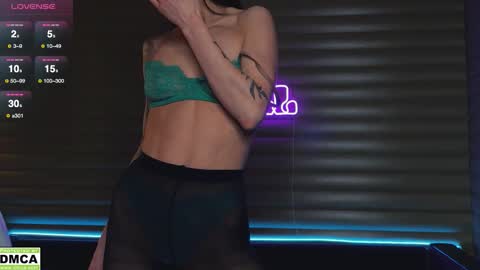 Snapshot of meowluv chatting on November 13, 2025, 7:13 pm NIKKY STIVE Every day from 1000 to 200 EST time. online show from November 13, 2025, 7:13 pm