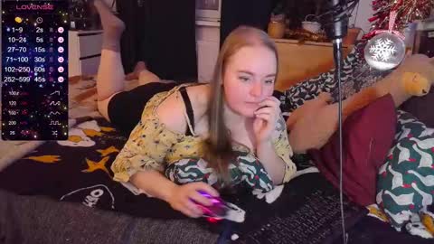 Snapshot of meowut chatting on February 10, 2025, 5:14 am Mary online show from February 10, 2025, 5:14 am