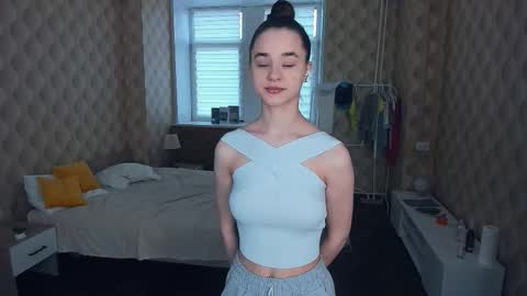 Julie online show from October 30, 2025, 8:05 am