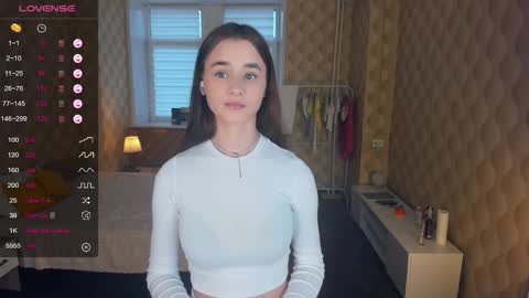 Julie online show from November 12, 2025, 11:10 am