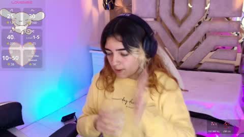    online show from November 6, 2025, 9:05 pm